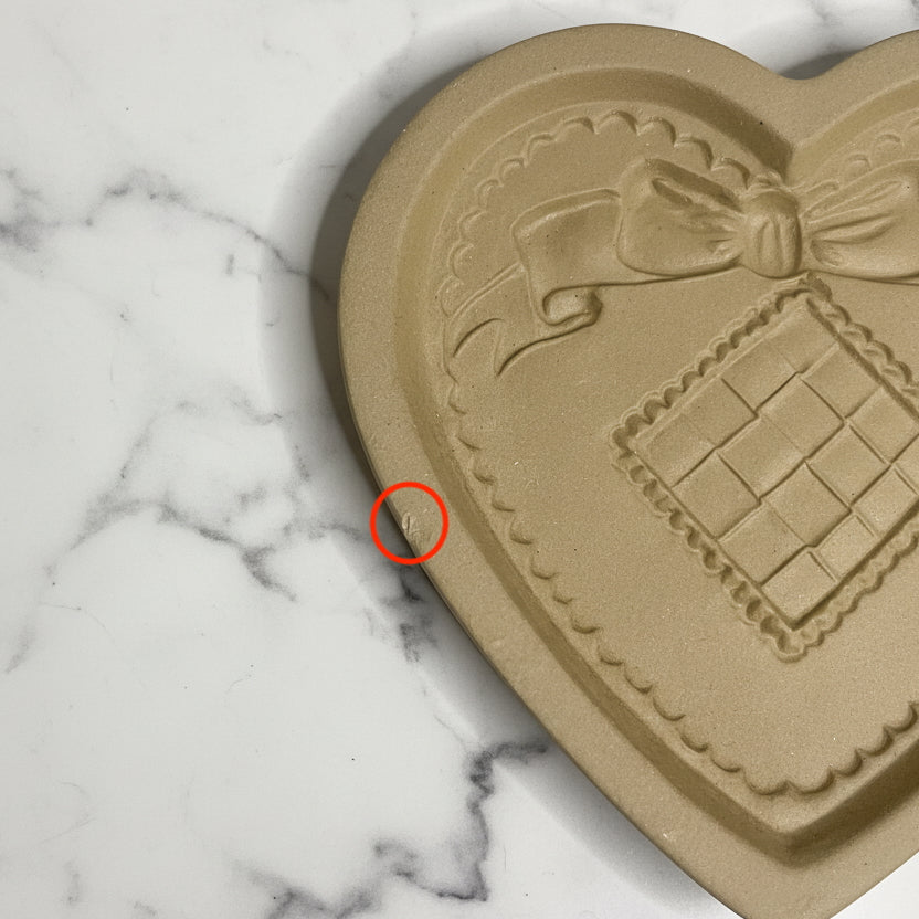 1988 Stoneware Brown Bag Double Hearts Cookie Art Mold by Hill Design
