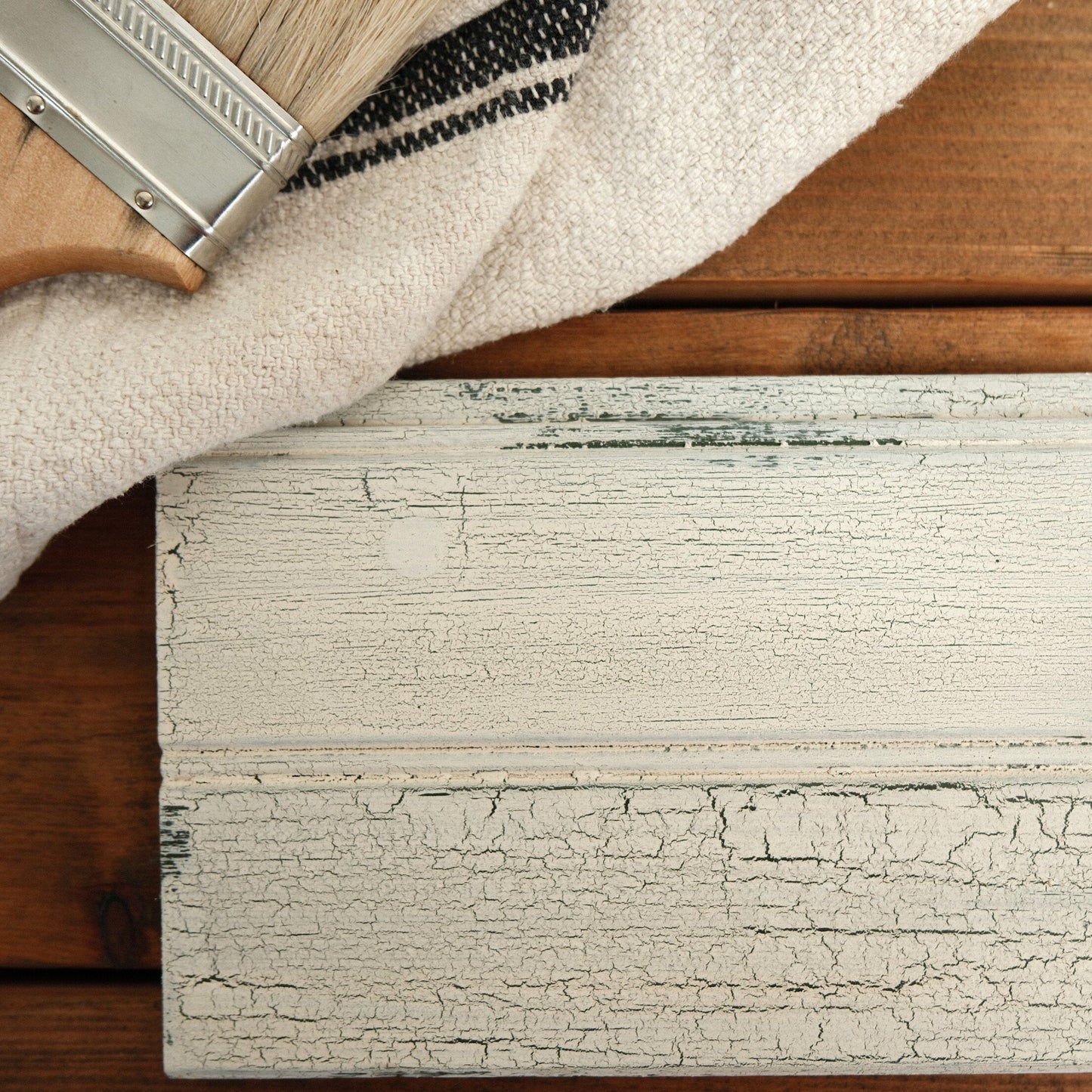 Old Fashioned Milk Paint Antique Crackle Medium - DIY Age Effects