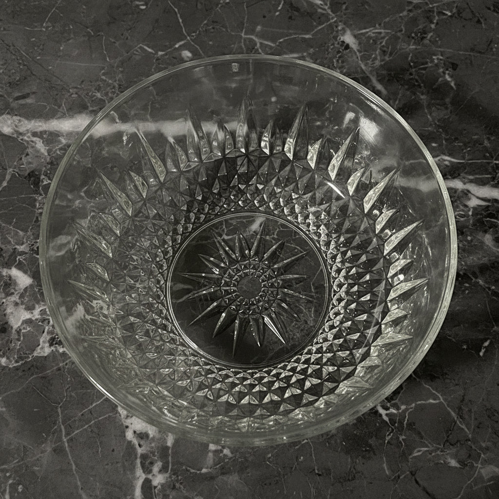 1970s Arcoroc France Diamant Glass Serving Bowl