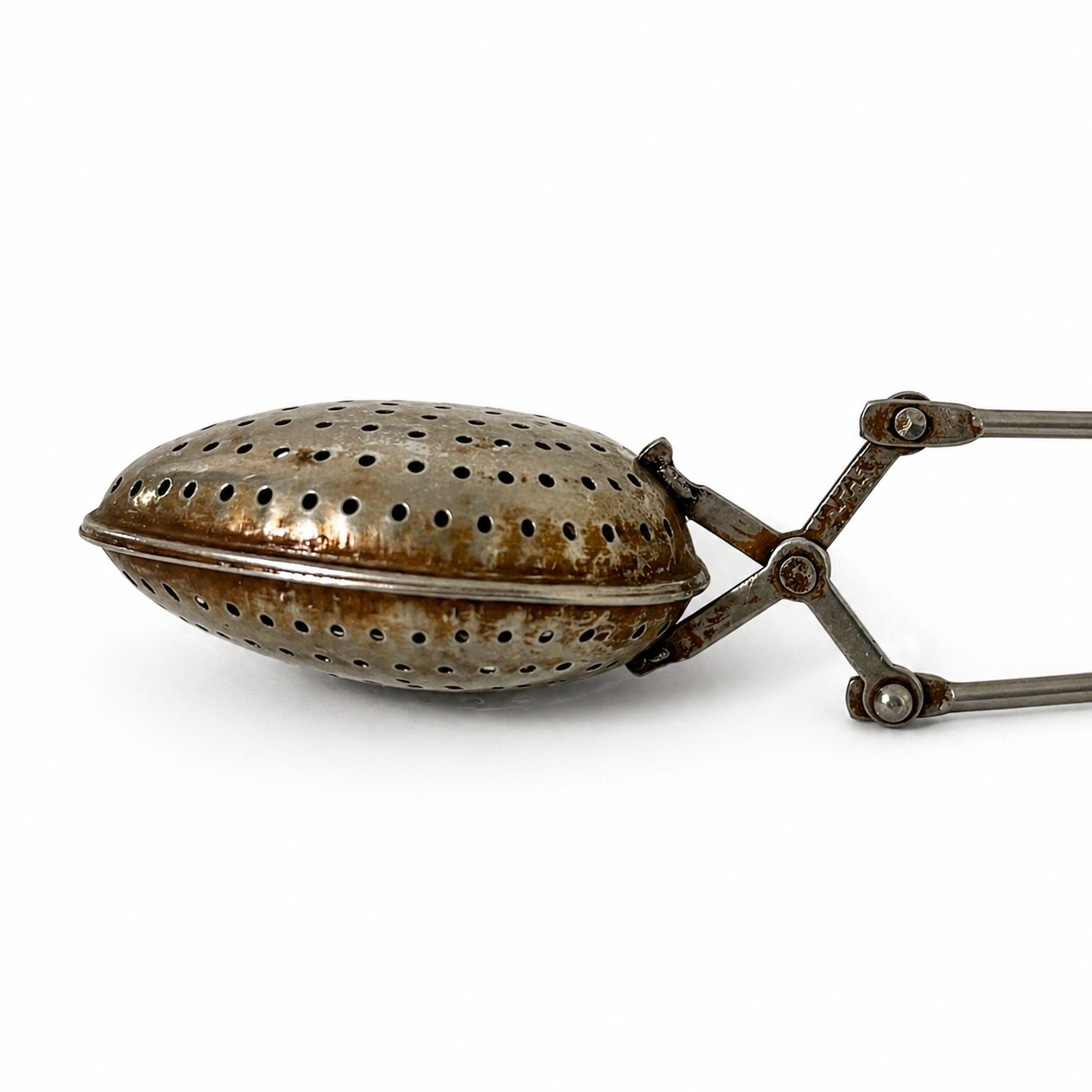 Vintage Japanese Hinged Metal Tea Infuser - Loose Leaf Steeper