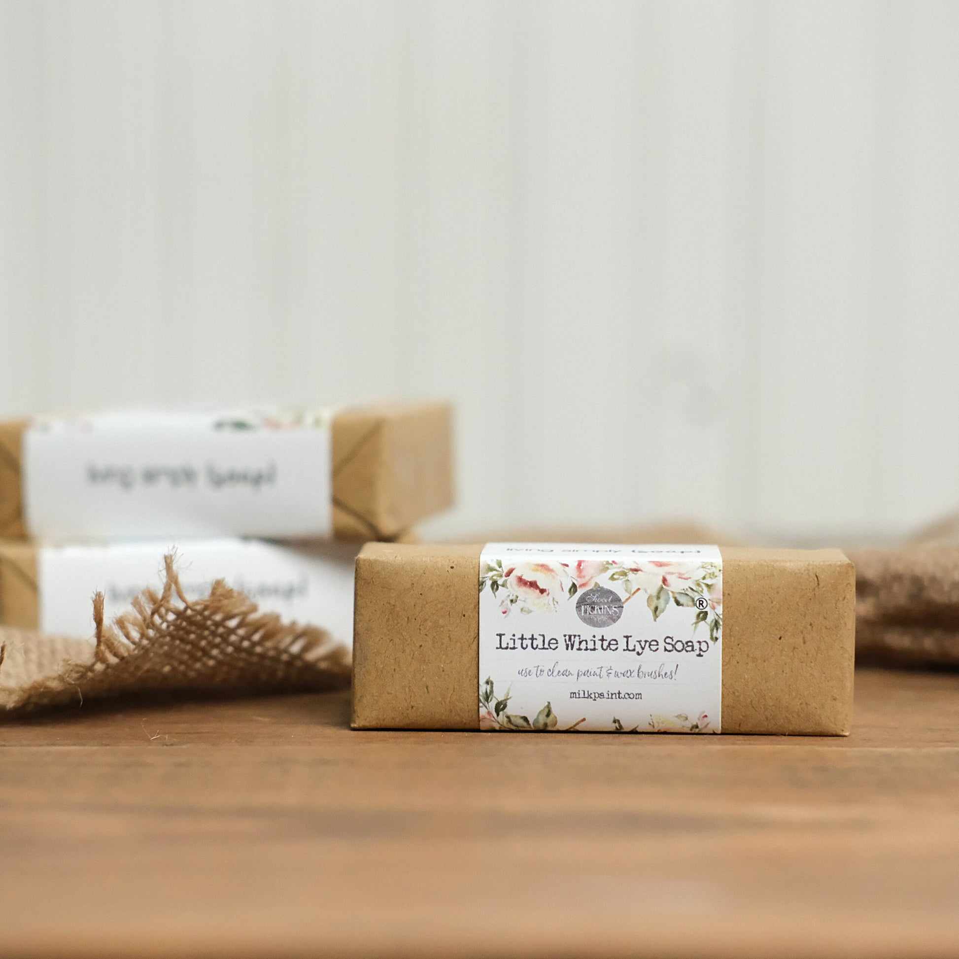 Little White Lye Brush Cleaner - Sweet Pickins
