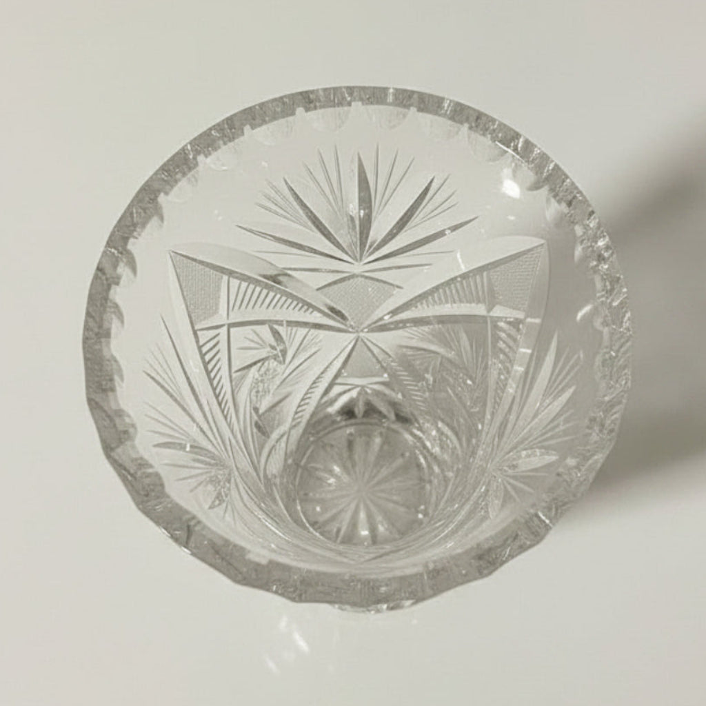Cut Crystal Pinwheel Vase - Elegant Faceted Glass Decor 7.25" Tall