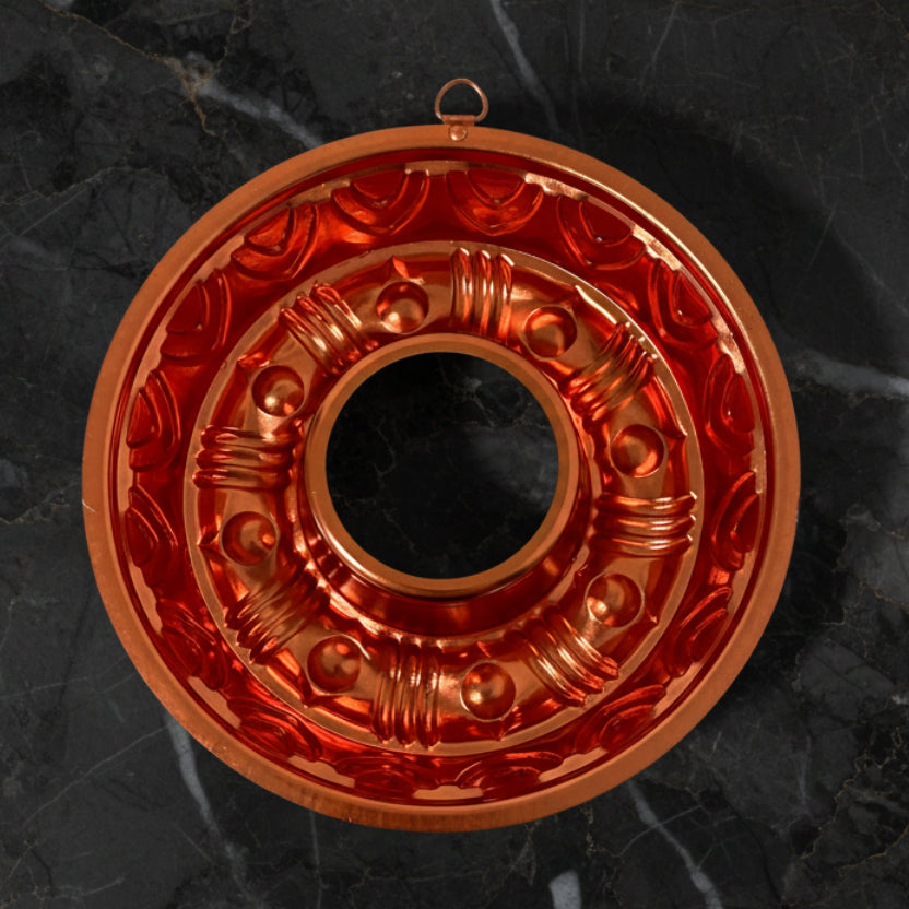 Vintage Copper Aluminum Wreath Gelatin Mold with Hanger - 3.5 Cups