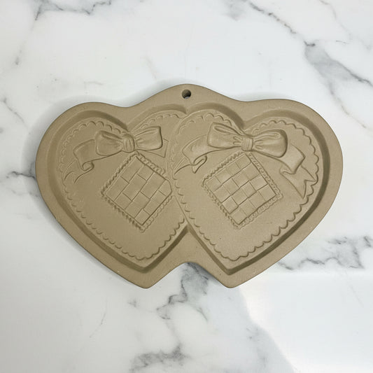 1988 Stoneware Brown Bag Double Hearts Cookie Art Mold by Hill Design