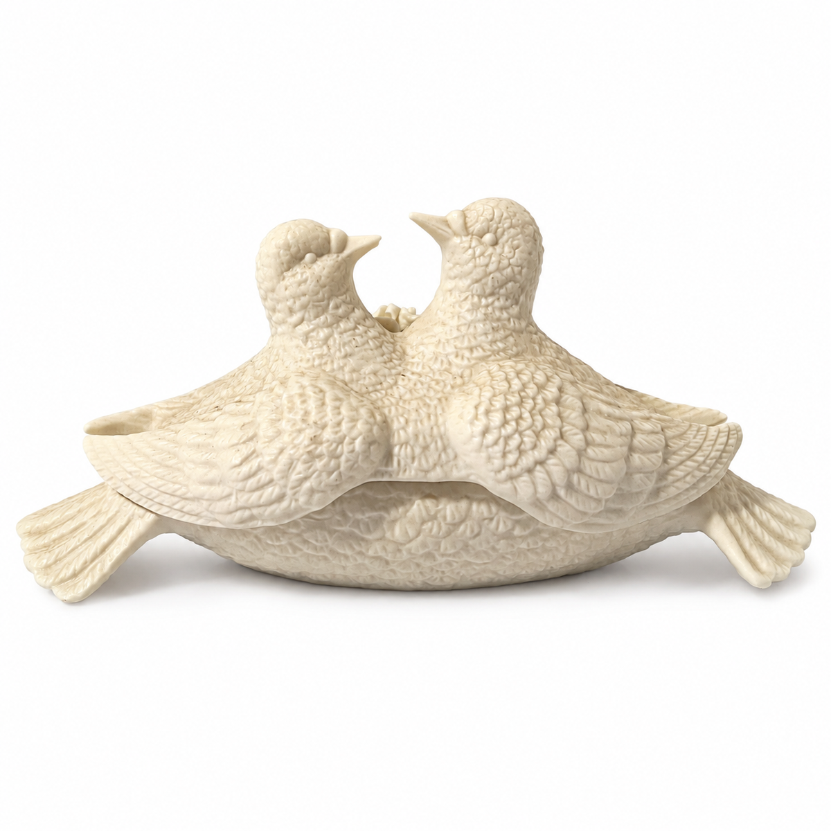 Vintage Ivory Porcelain Love Doves Covered Trinket Dish - China