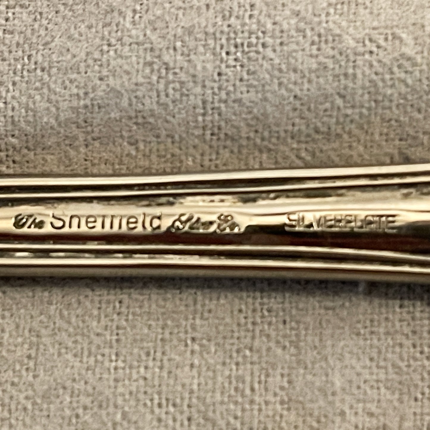 The Sheffield Silver Co Silverplate Cake Server