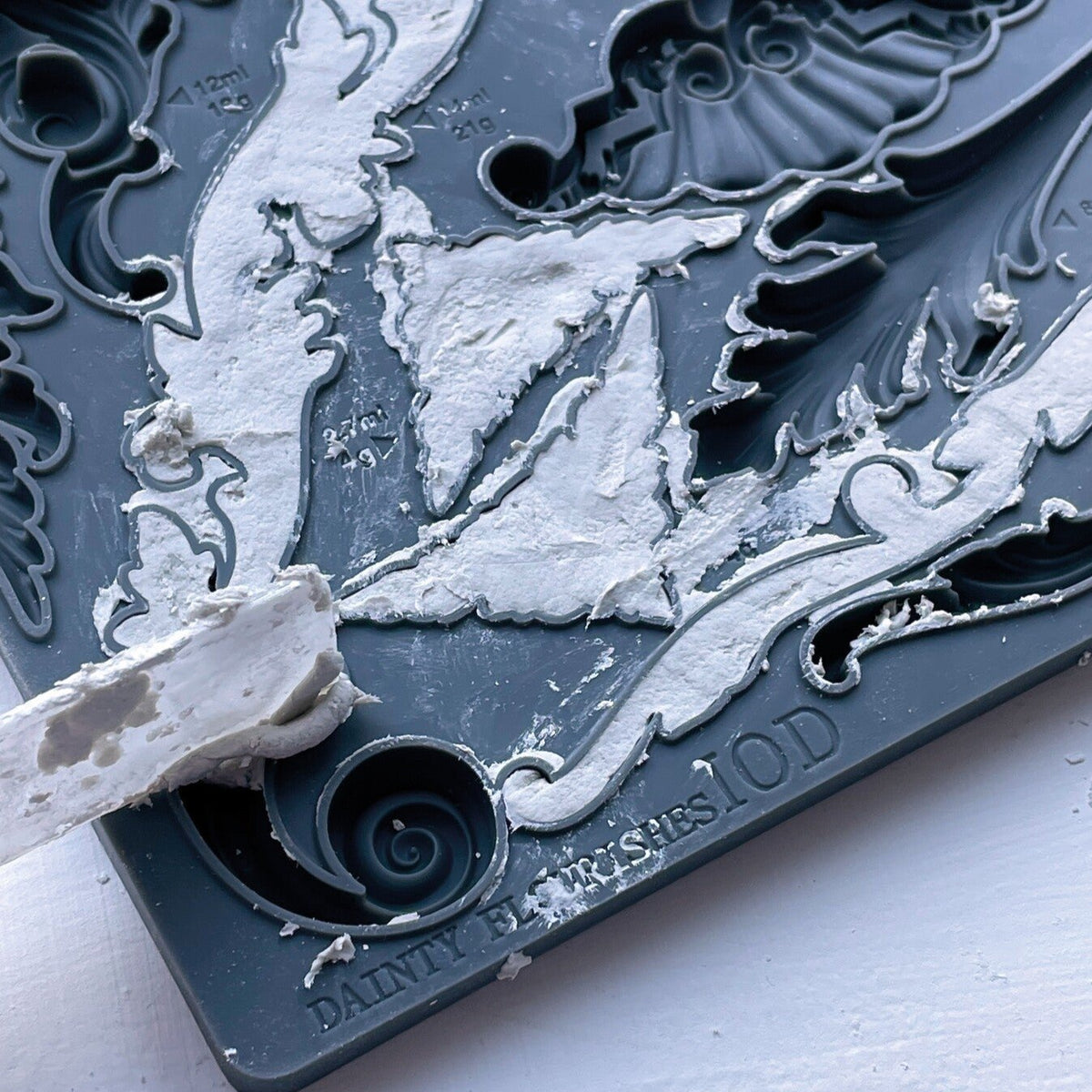 IOD Dainty Flourishes Decor Mould by Iron Orchid Designs - 6x10